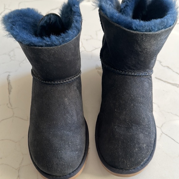 Ugg Australia mini Bailey navy blue boots size 7 - Picture 6 of 9